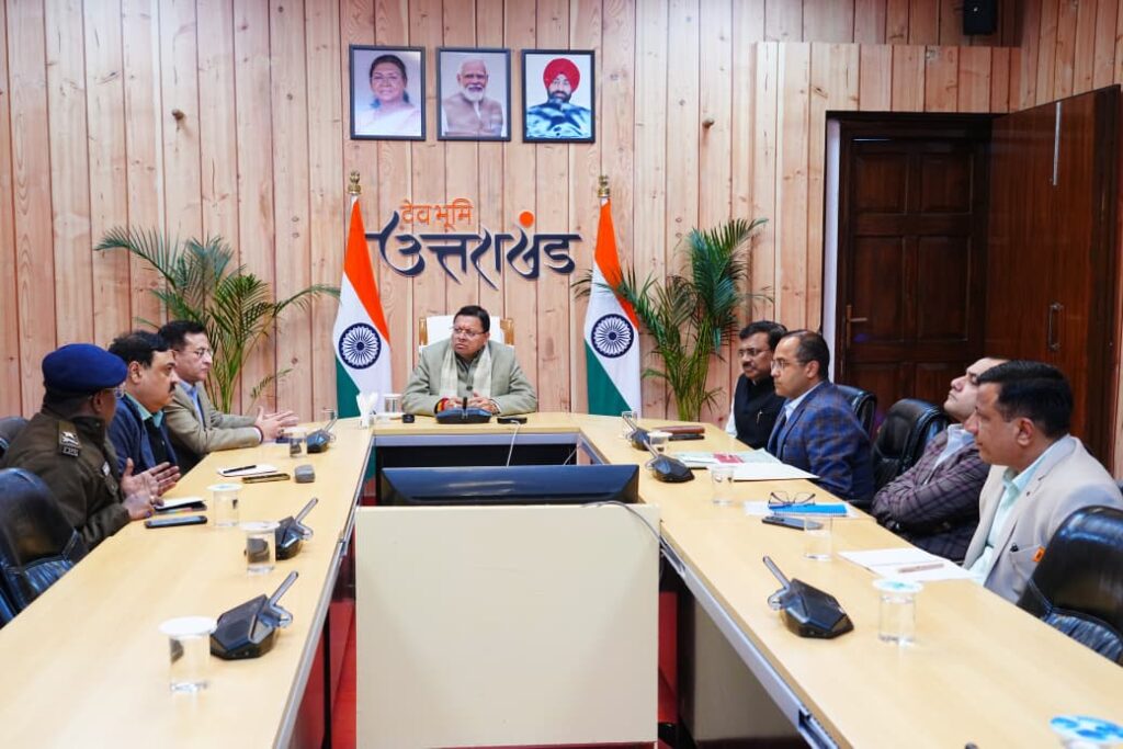 -अपराधियों पर कड़ी कार्रवाई के निर्देश, पुलिस को सक्रिय एवं परिणामोन्मुखी कार्यवाही के आदेश -हर स्तर पर जवाबदेही तय की जाएः सीएम -अपराधों पर तत्काल मुकदमे दर्ज किए जाएं -आदतन एवं संगठित अपराध में संलिप्त अपराधियों पर सख्त निगरानी रखने के निर्देशः मुख्यमंत्री मुख्यमंत्री की संवेदनशील क्षेत्रों में गश्त और निगरानी बढ़ाने की कड़ी हिदायत